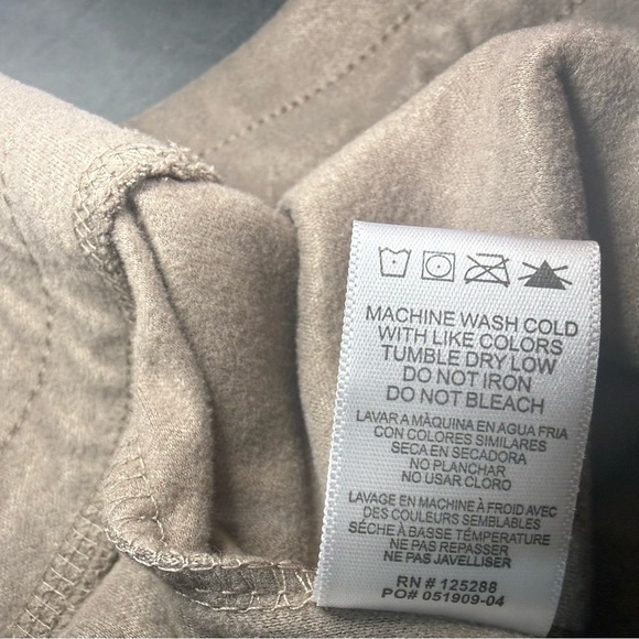 NWT Bearpaw Outdoors Taupe Jogger Sweatpants - Picture 8 of 11